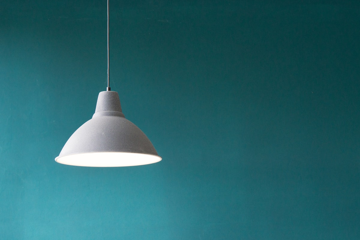 How to Choose Pendant Lighting for a Kitchen
